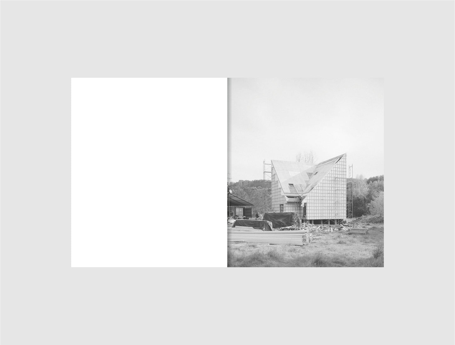 CASA 04 - IVÁN BRAVO